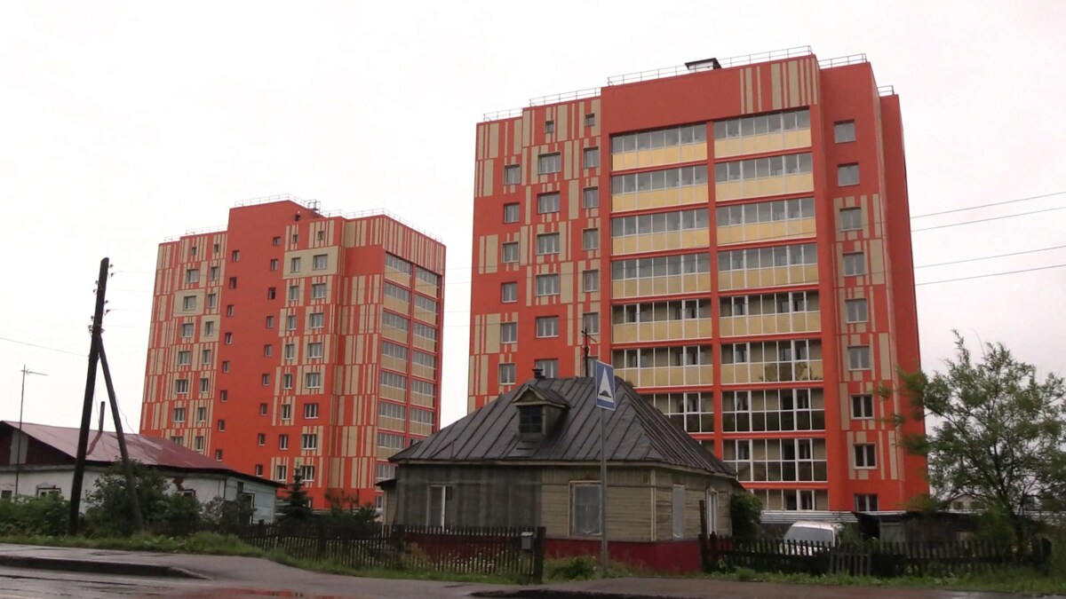 Минстрой РФ положительно оценил ход строительства жилья в городе Елизово